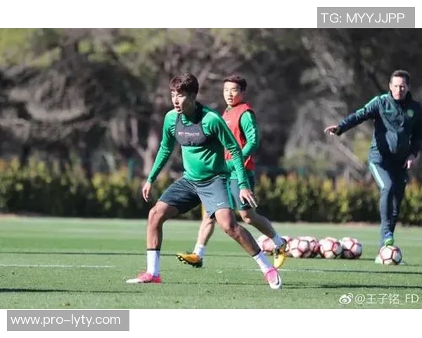 感谢王子铭八个赛季的辛勤付出与无私奉献,愿未来更加辉煌!